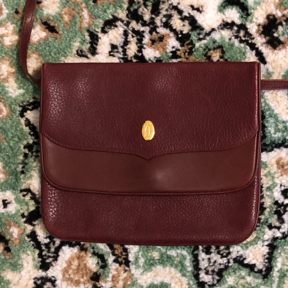 Cartier AUTHENTIC Vintage Burgundy Textured Smooth Leather Crossbody Tassel Bag - Picture 2 of 16